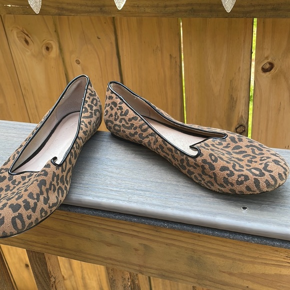 Cheetah Print Flats - Picture 5 of 8